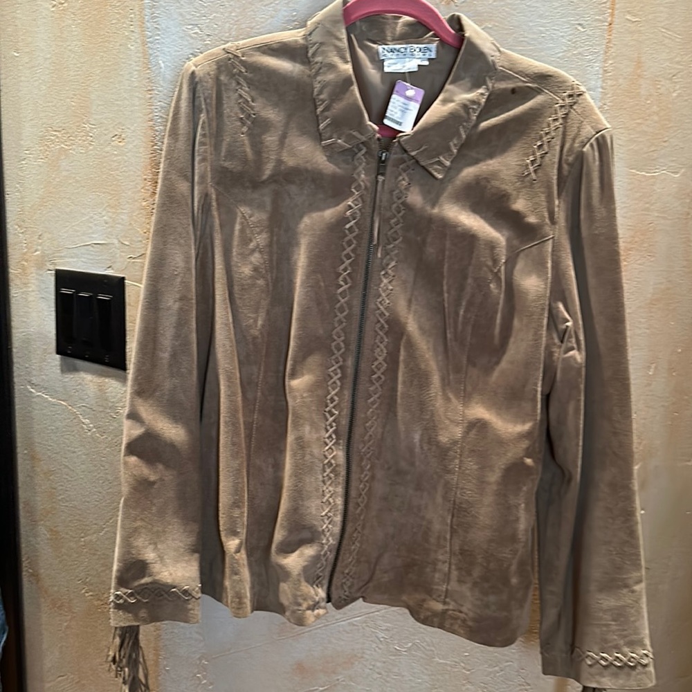 Suede jacket fringe sleeves